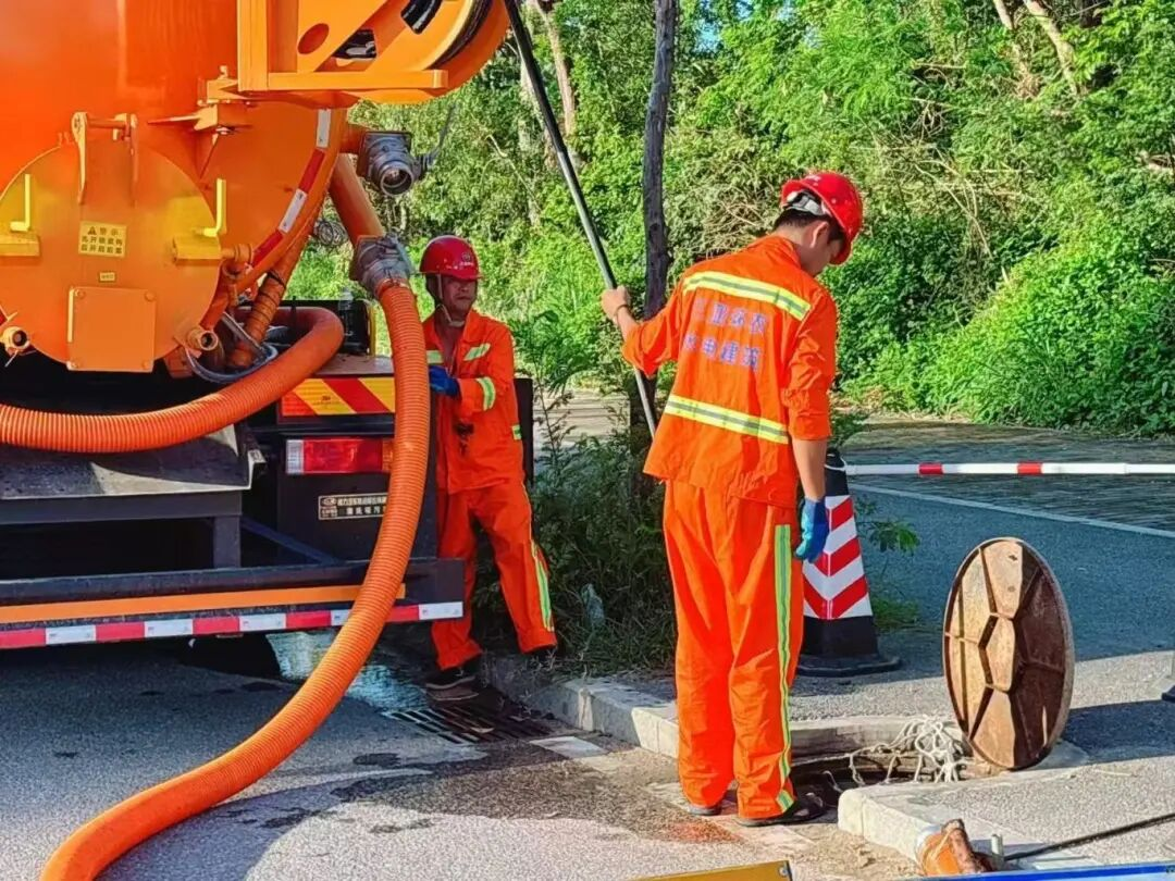 備足應(yīng)急力量 破解積水難題 環(huán)農(nóng)集團(tuán)“防臺”在